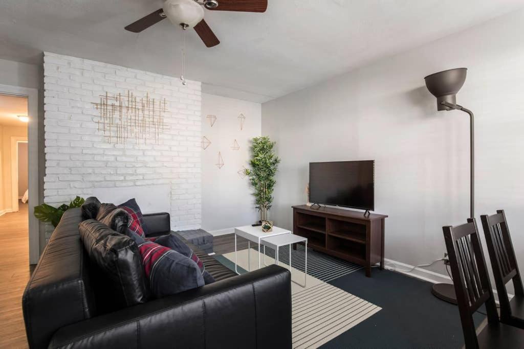 Modern Yet Historic 3br House By Cozysuites * Louisville