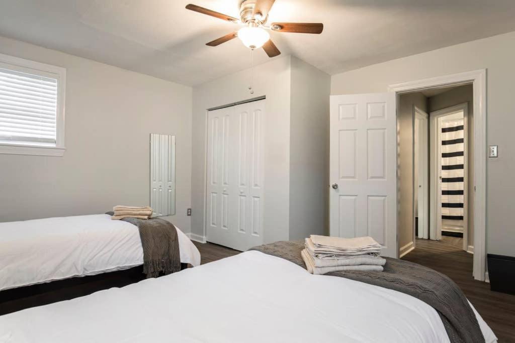 Holiday home Modern Yet Historic 3br House By Cozysuites *
