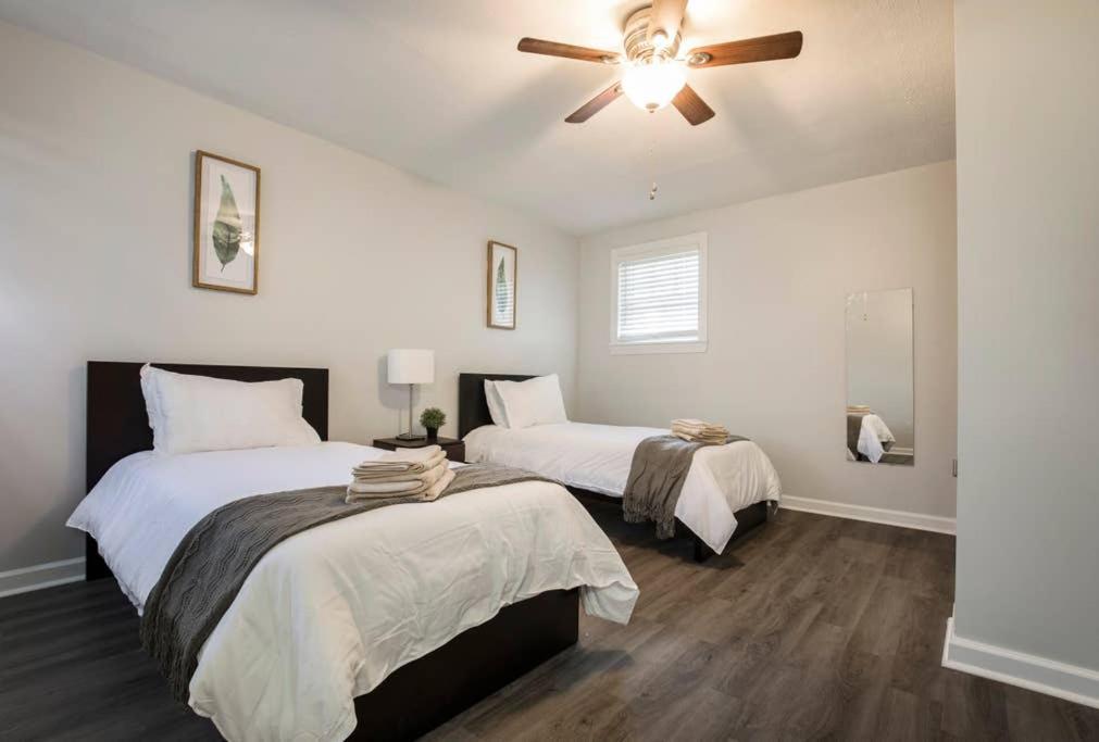 Modern Yet Historic 3br House By Cozysuites Holiday home